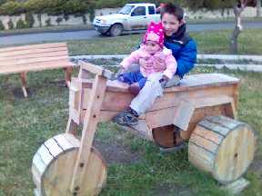 Hace Frio, Asi Que Nos Vamos En Mi Moto